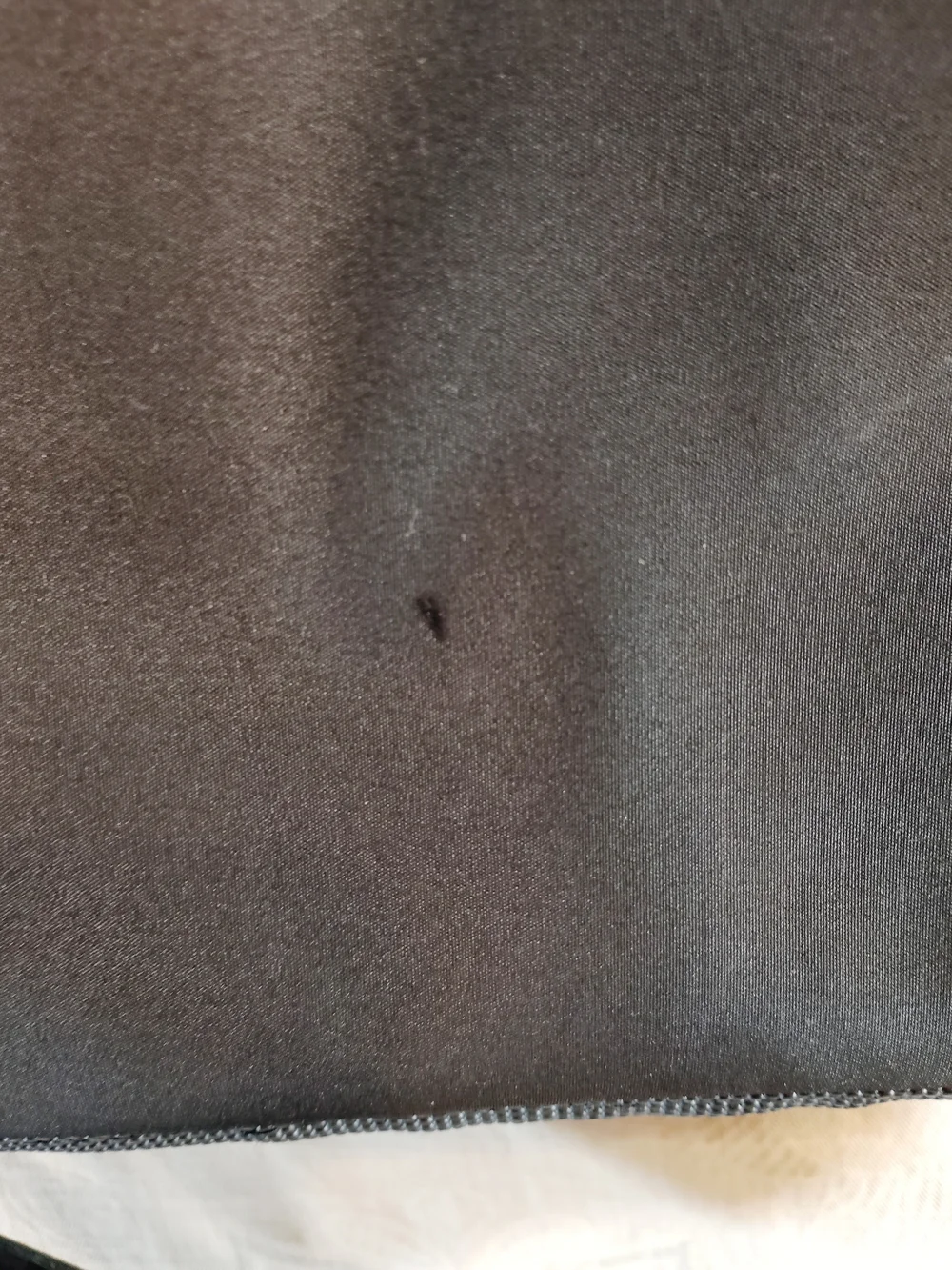 Ne Belkin Black and Gray Laptop Messenger Bag
